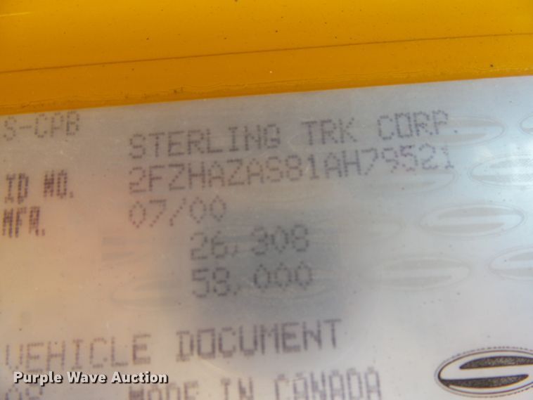 image for item EF9542 2001 Sterling LT9511 dump truck