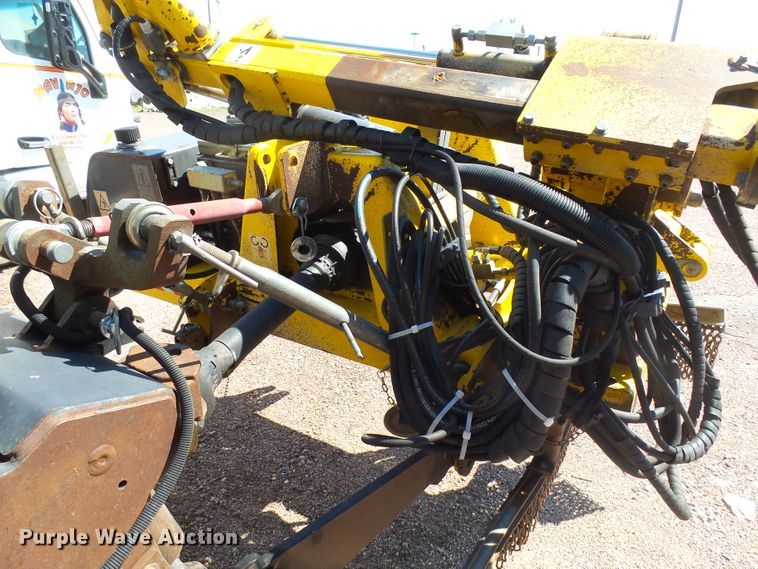 image for item EF9543 2006 Case MXU100 tractor