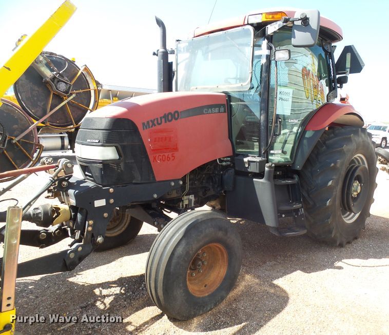 image for item EF9543 2006 Case MXU100 tractor