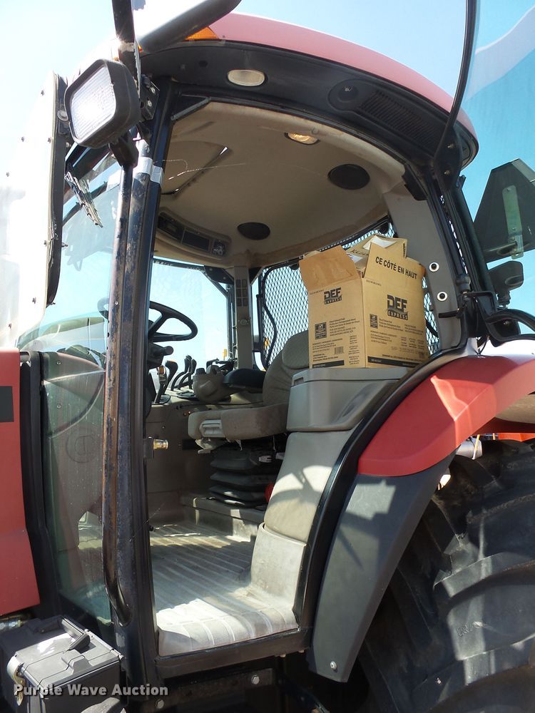 image for item EF9543 2006 Case MXU100 tractor