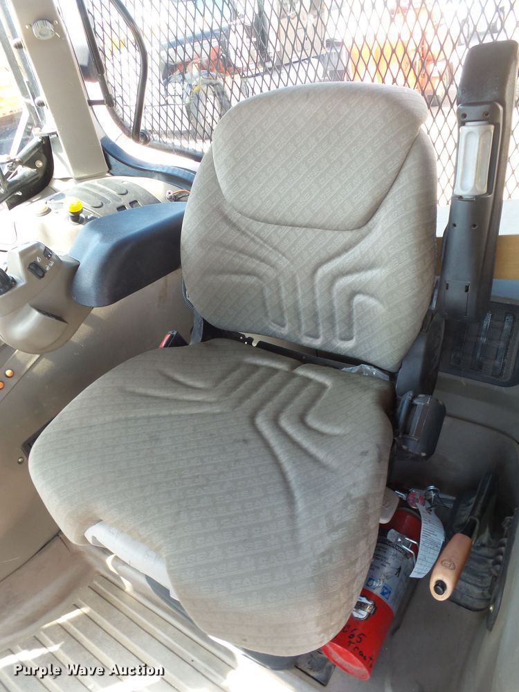 image for item EF9543 2006 Case MXU100 tractor