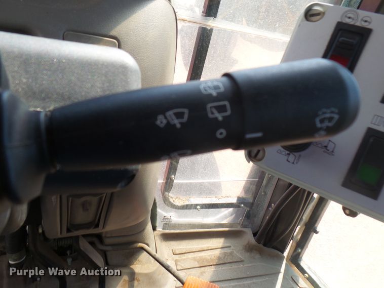 image for item EF9543 2006 Case MXU100 tractor