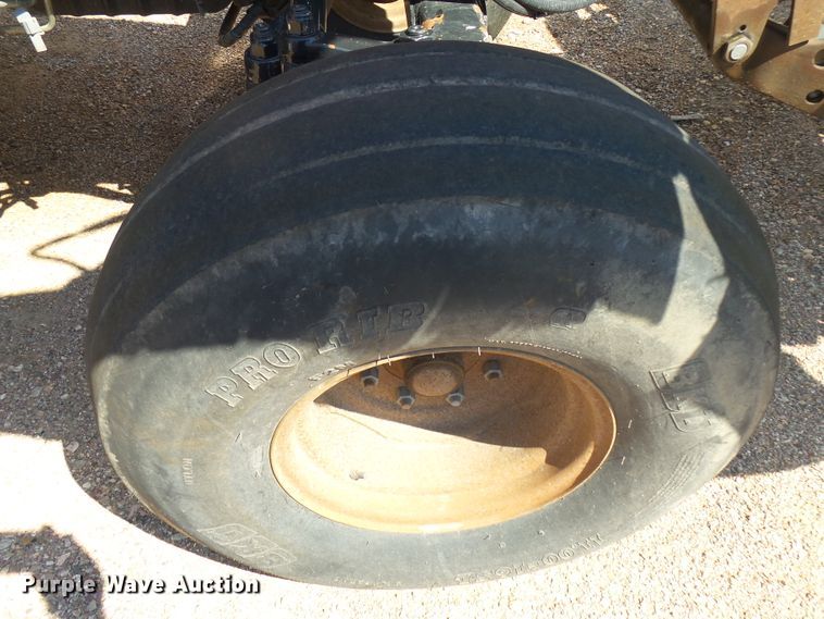 image for item EF9543 2006 Case MXU100 tractor