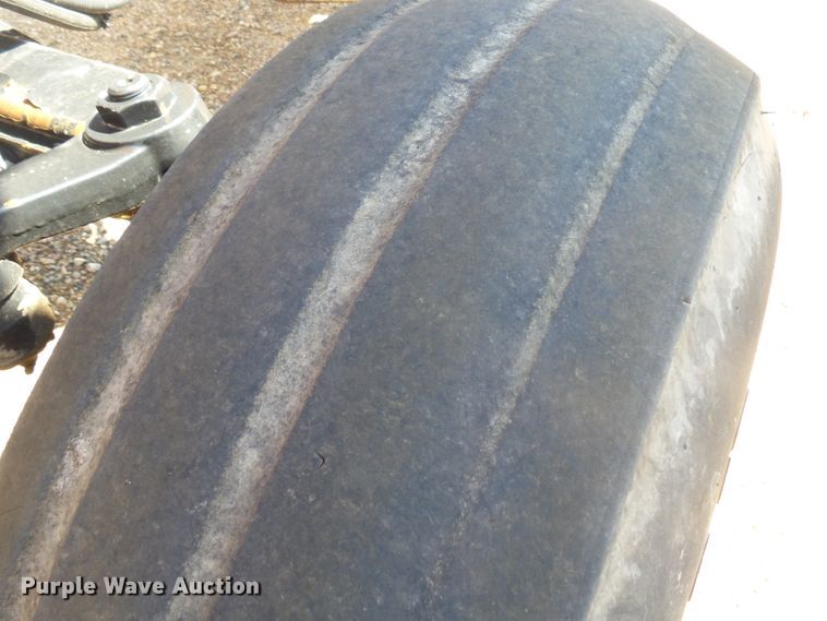 image for item EF9543 2006 Case MXU100 tractor