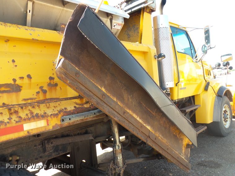 image for item EF9544 2001 Sterling LT9511 dump truck
