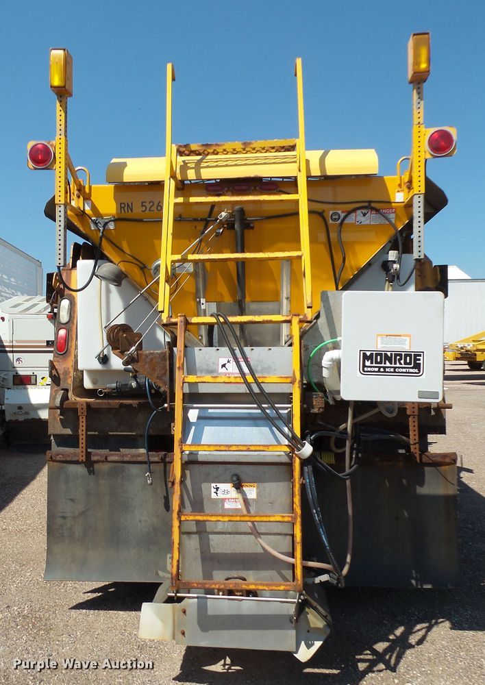 image for item EF9544 2001 Sterling LT9511 dump truck