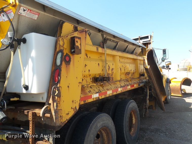 image for item EF9544 2001 Sterling LT9511 dump truck