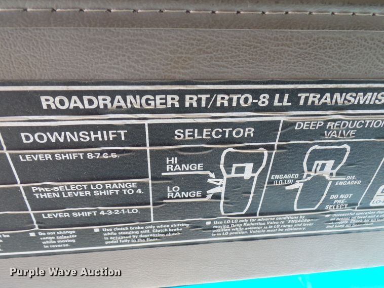 image for item EF9544 2001 Sterling LT9511 dump truck