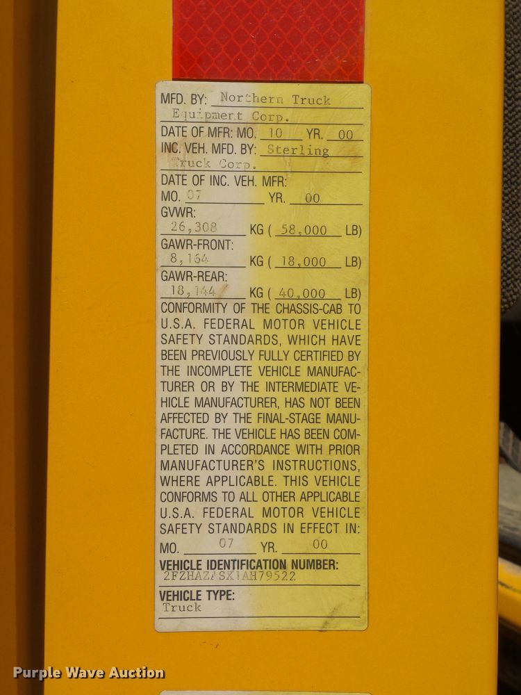 image for item EF9544 2001 Sterling LT9511 dump truck