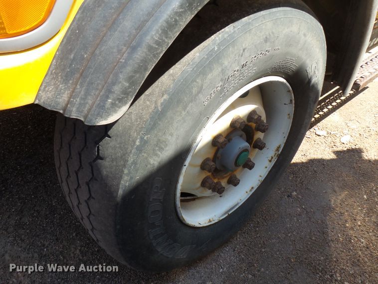 image for item EF9544 2001 Sterling LT9511 dump truck