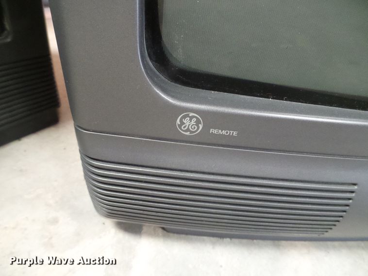 image for item EQ9175 (5) televisions