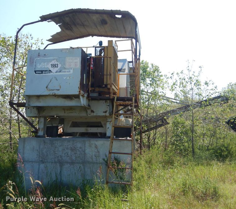 image for item FC9910 Iowa Manufacturing crushing plant