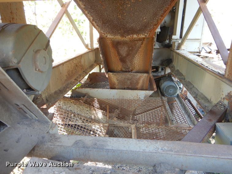 image for item FC9910 Iowa Manufacturing crushing plant