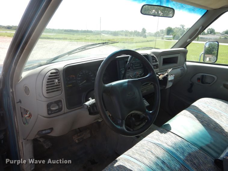 image for item FI9987 1998 Chevrolet K3500 dump flatbed pickup truck