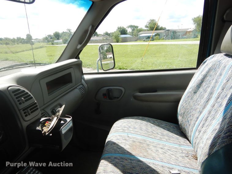 image for item FI9987 1998 Chevrolet K3500 dump flatbed pickup truck