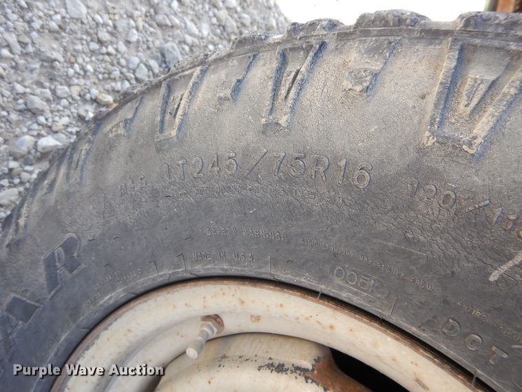 image for item FI9987 1998 Chevrolet K3500 dump flatbed pickup truck