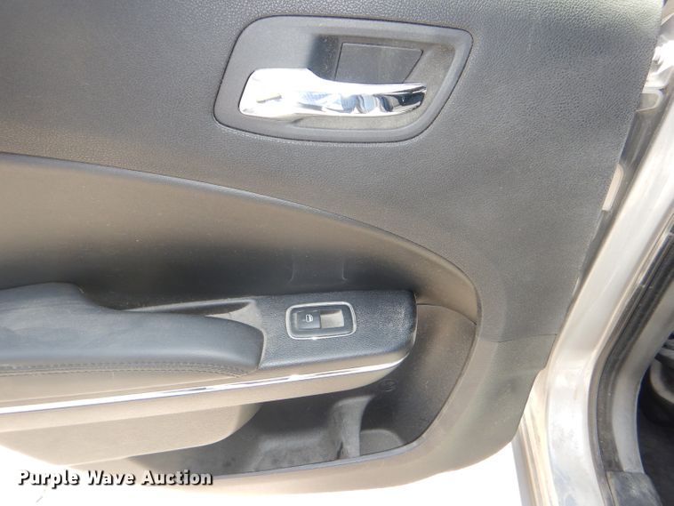 image for item FN9077 2011 Dodge Charger Police