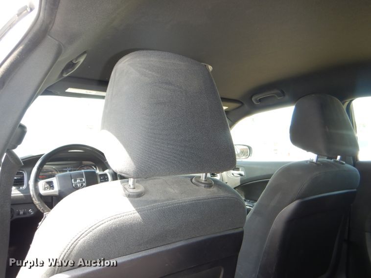 image for item FN9077 2011 Dodge Charger Police