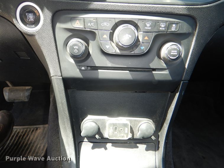 image for item FN9077 2011 Dodge Charger Police