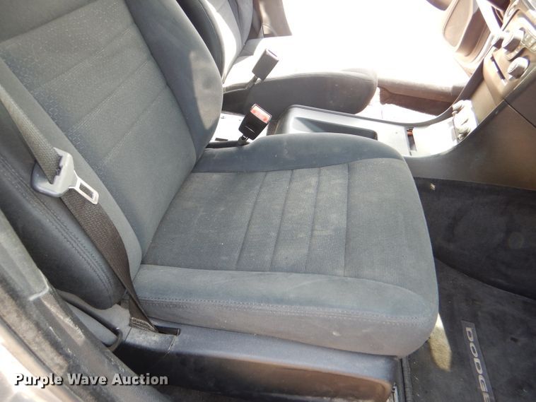 image for item FN9077 2011 Dodge Charger Police