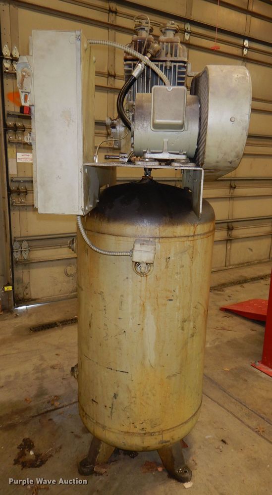 image for item FN9078 1978 Brunner air compressor