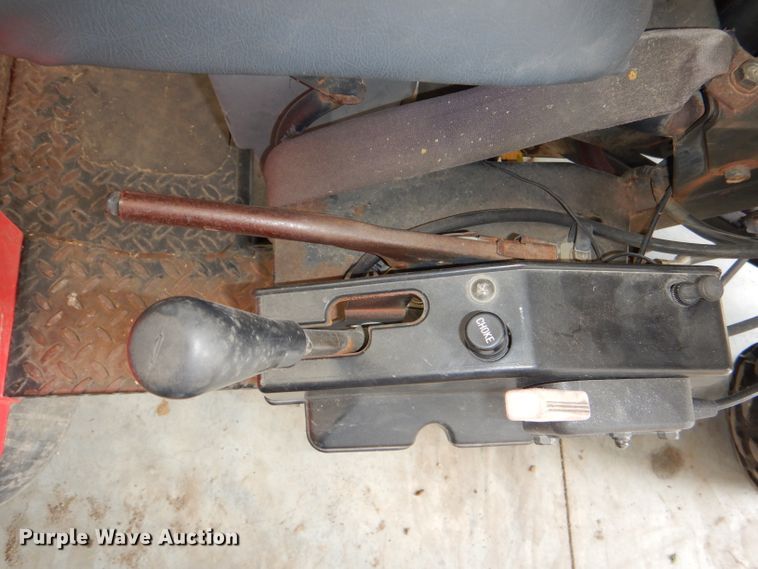 image for item FP9077 1995 Kawasaki 500 Mule utility vehicle