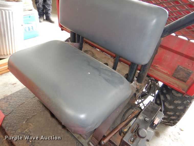 image for item FP9077 1995 Kawasaki 500 Mule utility vehicle