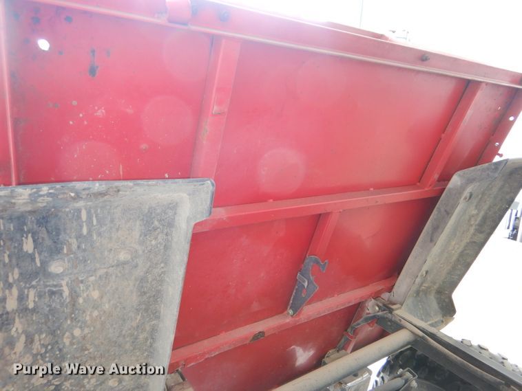 image for item FP9077 1995 Kawasaki 500 Mule utility vehicle