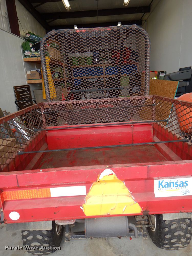 image for item FP9077 1995 Kawasaki 500 Mule utility vehicle