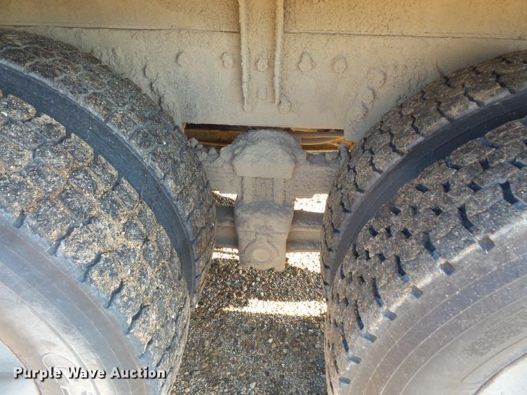 image for item FU9317 1998 International 2554 dump truck