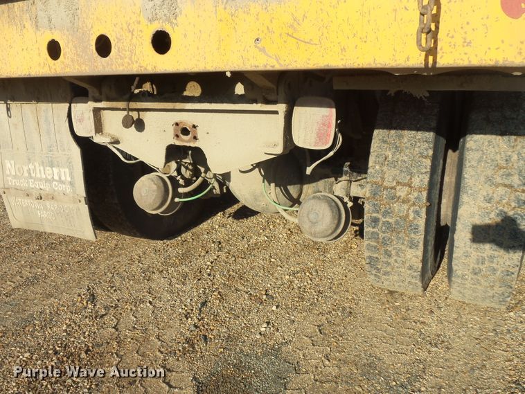 image for item FU9317 1998 International 2554 dump truck