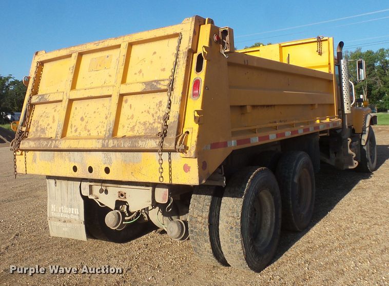 image for item FU9317 1998 International 2554 dump truck