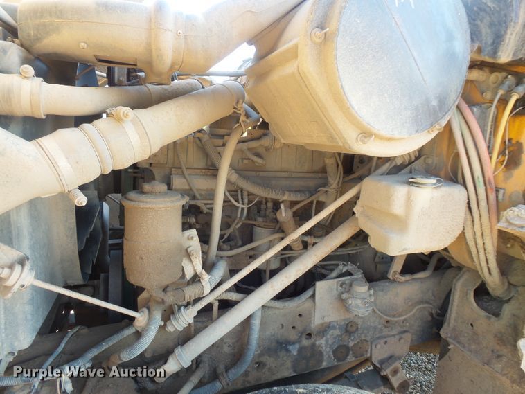 image for item FU9317 1998 International 2554 dump truck