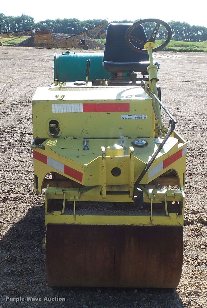 image for item FU9319 Mauldin 1450 double drum vibratory roller