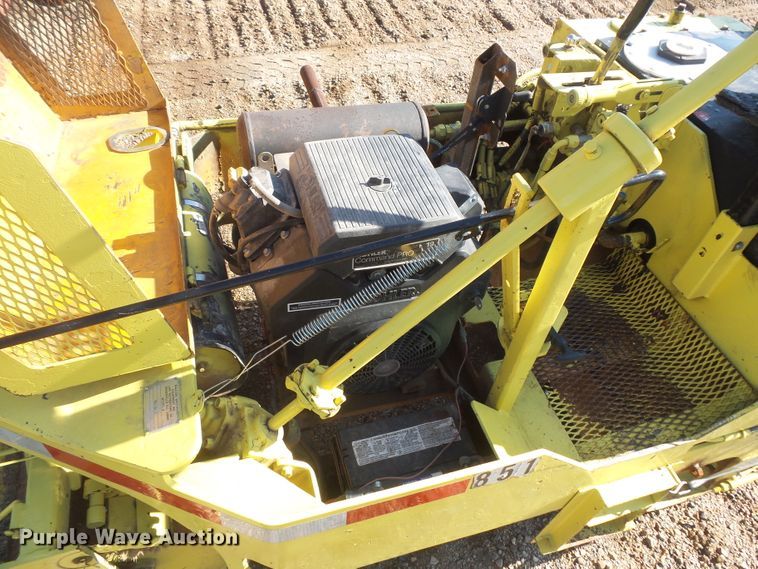 image for item FU9319 Mauldin 1450 double drum vibratory roller