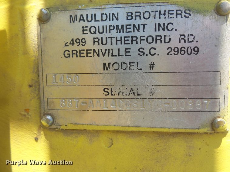 image for item FU9319 Mauldin 1450 double drum vibratory roller