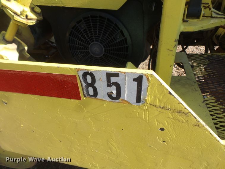 image for item FU9319 Mauldin 1450 double drum vibratory roller