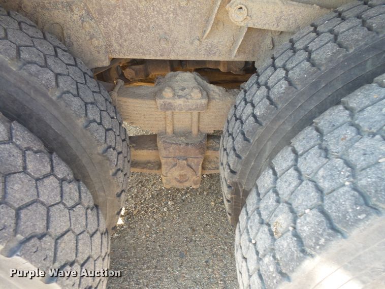 image for item FU9320 1998 International 2554 dump truck