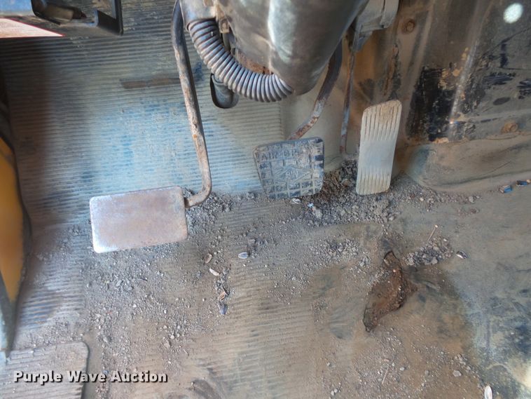 image for item FU9320 1998 International 2554 dump truck