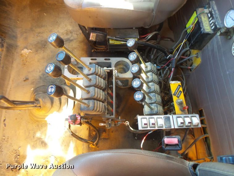 image for item FU9320 1998 International 2554 dump truck