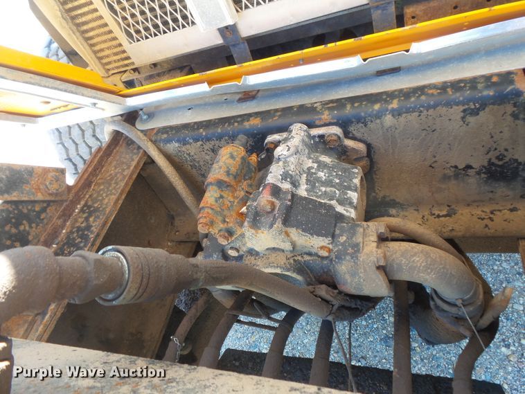 image for item FU9320 1998 International 2554 dump truck