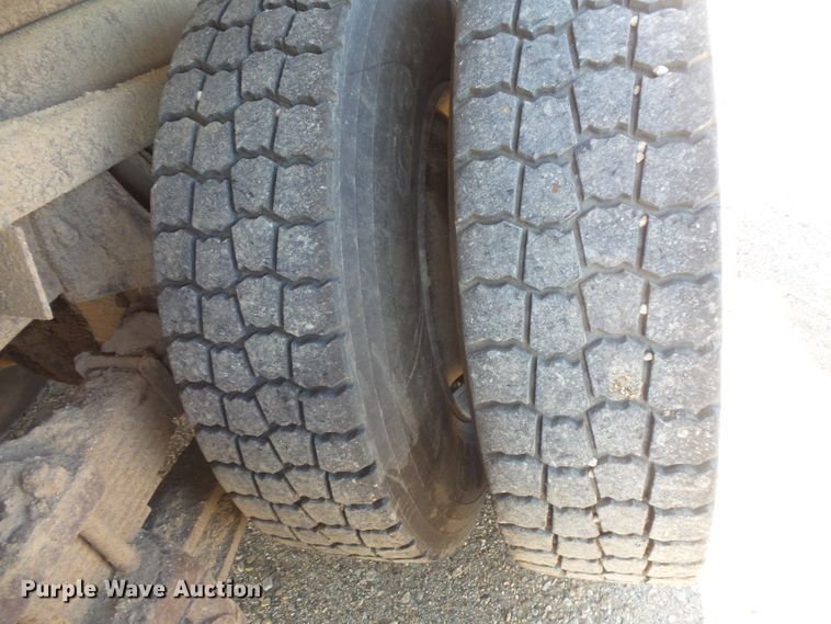 image for item FU9320 1998 International 2554 dump truck