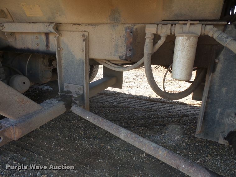 image for item FU9321 2000 International 2554 dump truck