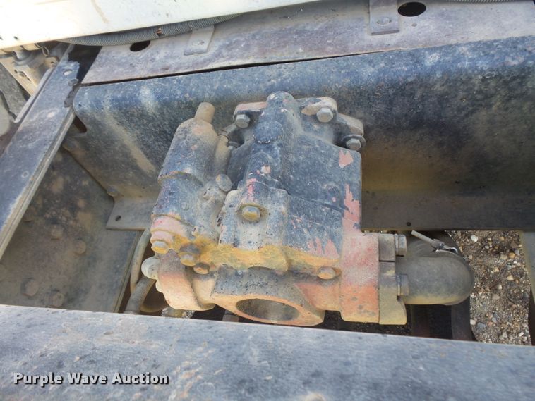 image for item FU9321 2000 International 2554 dump truck