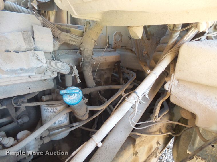 image for item FU9321 2000 International 2554 dump truck