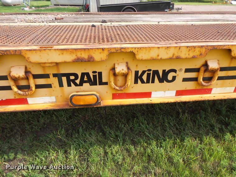 image for item FU9323 1994 Trail King TKI00SA-483 tilt deck equipment trailer