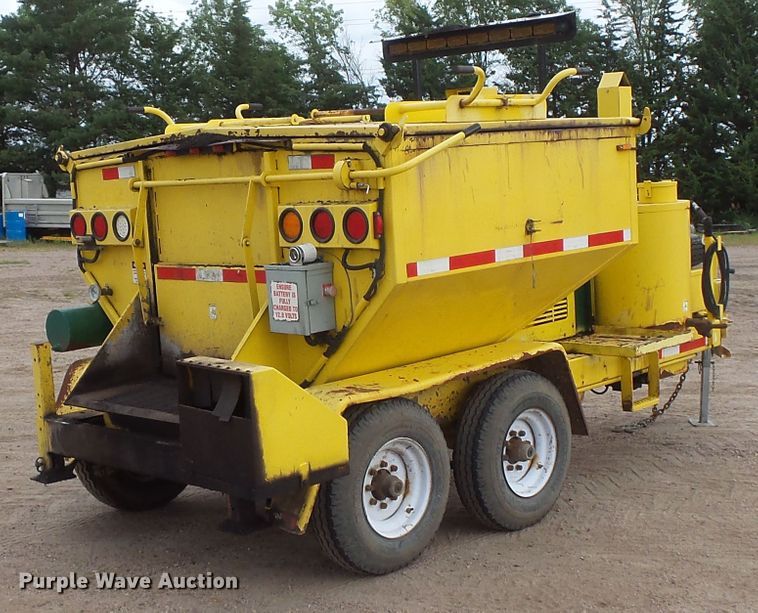 image for item FU9324 2011 Falcon bituminous mix trailer