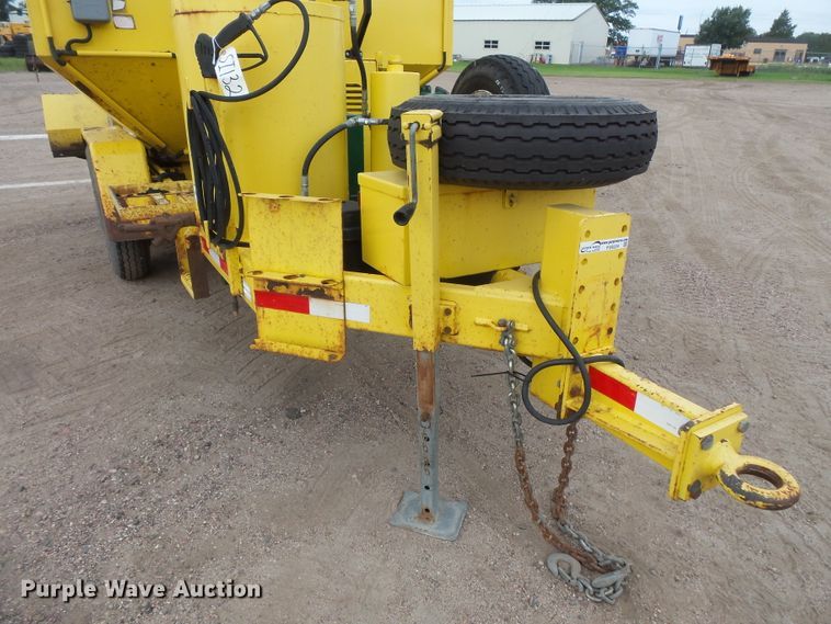 image for item FU9324 2011 Falcon bituminous mix trailer