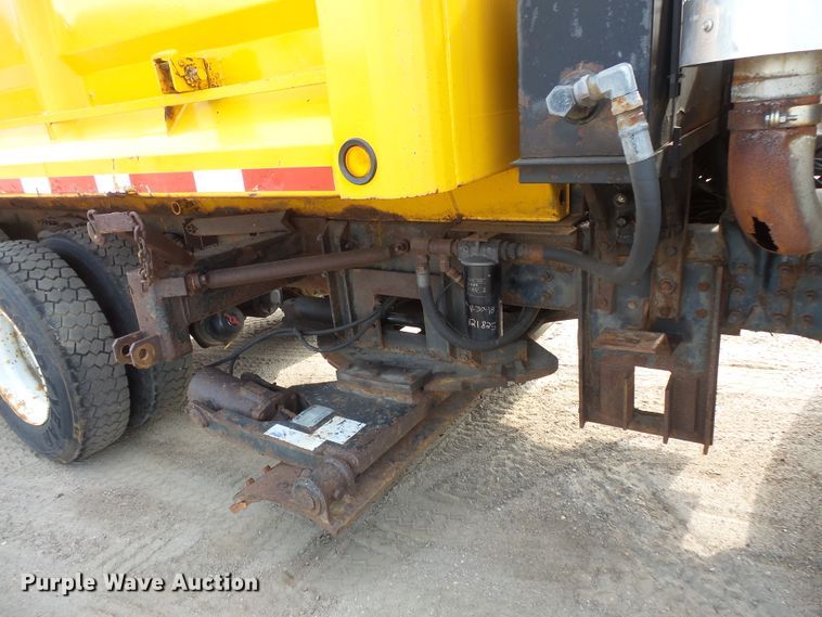 image for item FU9325 2003 Sterling L-Line dump truck