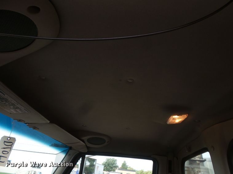 image for item FU9325 2003 Sterling L-Line dump truck